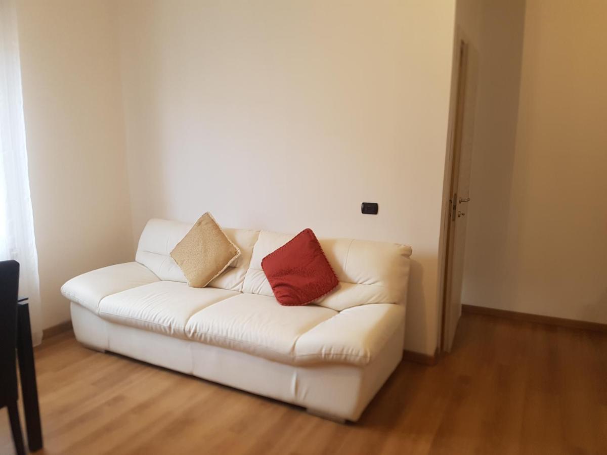 Adri Apartment San Martino Siccomario Экстерьер фото